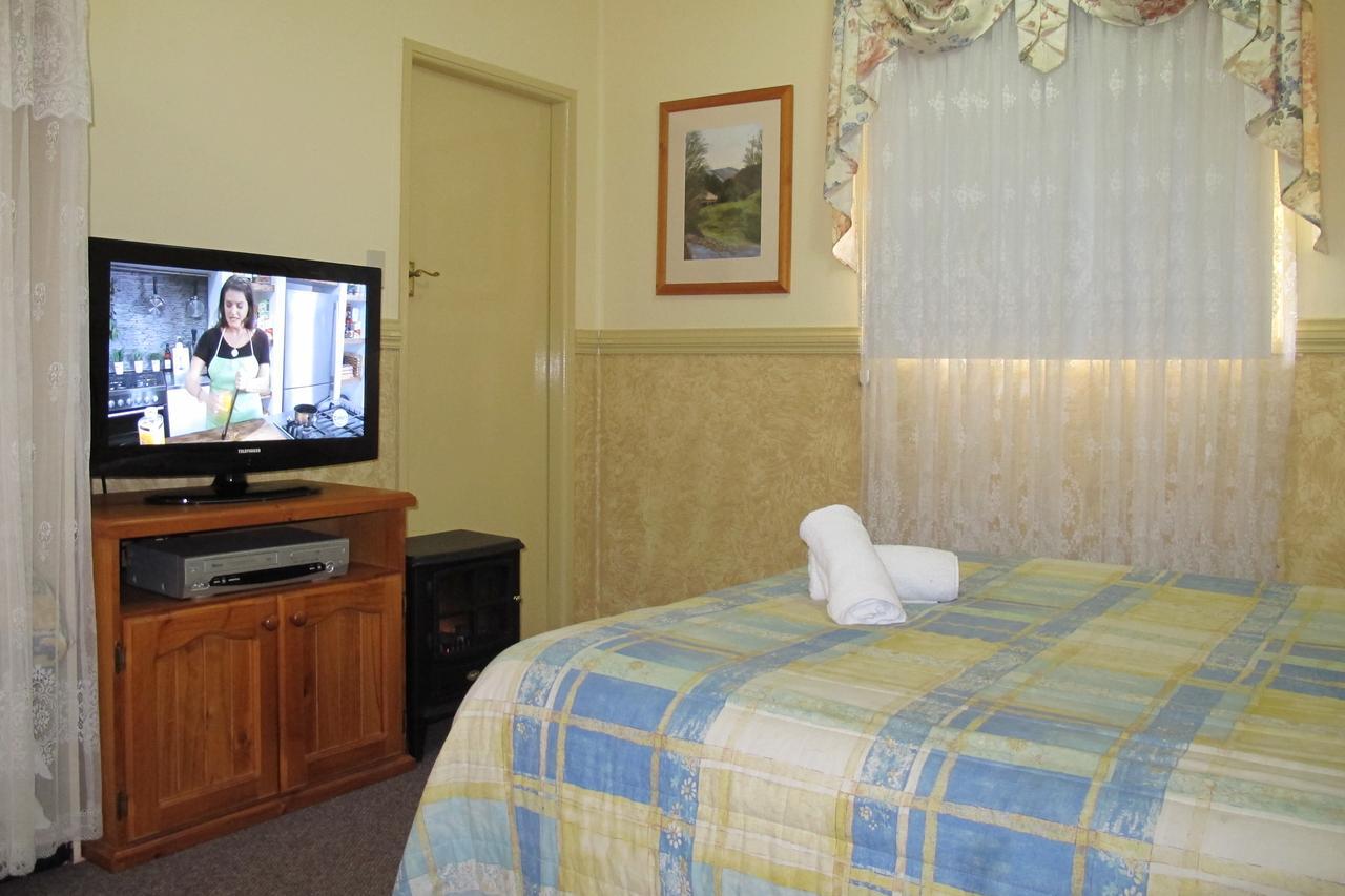 Cedar Lodge Cabins เมาท์วิคตอเรีย ภายนอก รูปภาพ